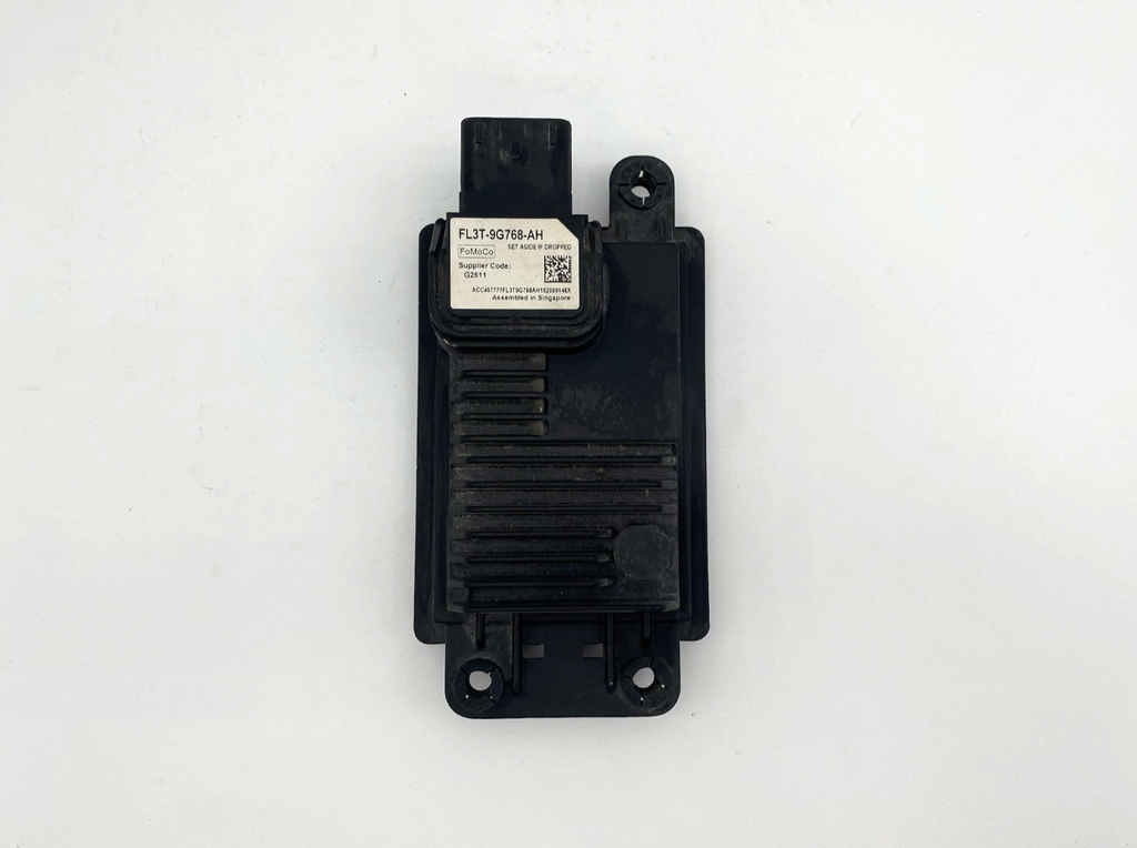 2015 - 2019 FORD F150 ADAPTIVE CRUISE CONTROL DISTANCE SENSOR OEM FL3T-9G768-AH