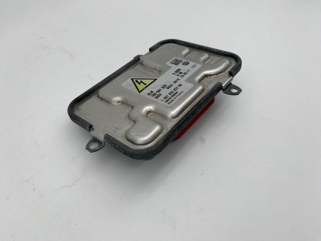 2009-2012 VW Passat CC Xenon Headlight Ballast Control Module Unit 1K0 941 329