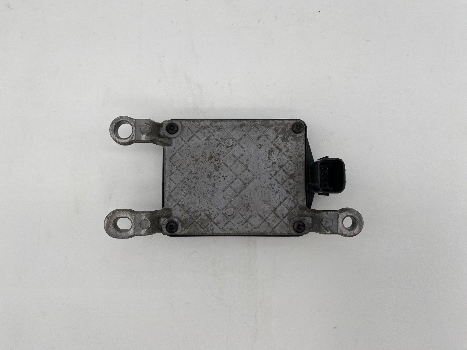 2017-2024 NISSAN ALTIMA ROGUE FRONT CRUISE DISTANCE RADAR SENSOR 28438-5HK6A OEM