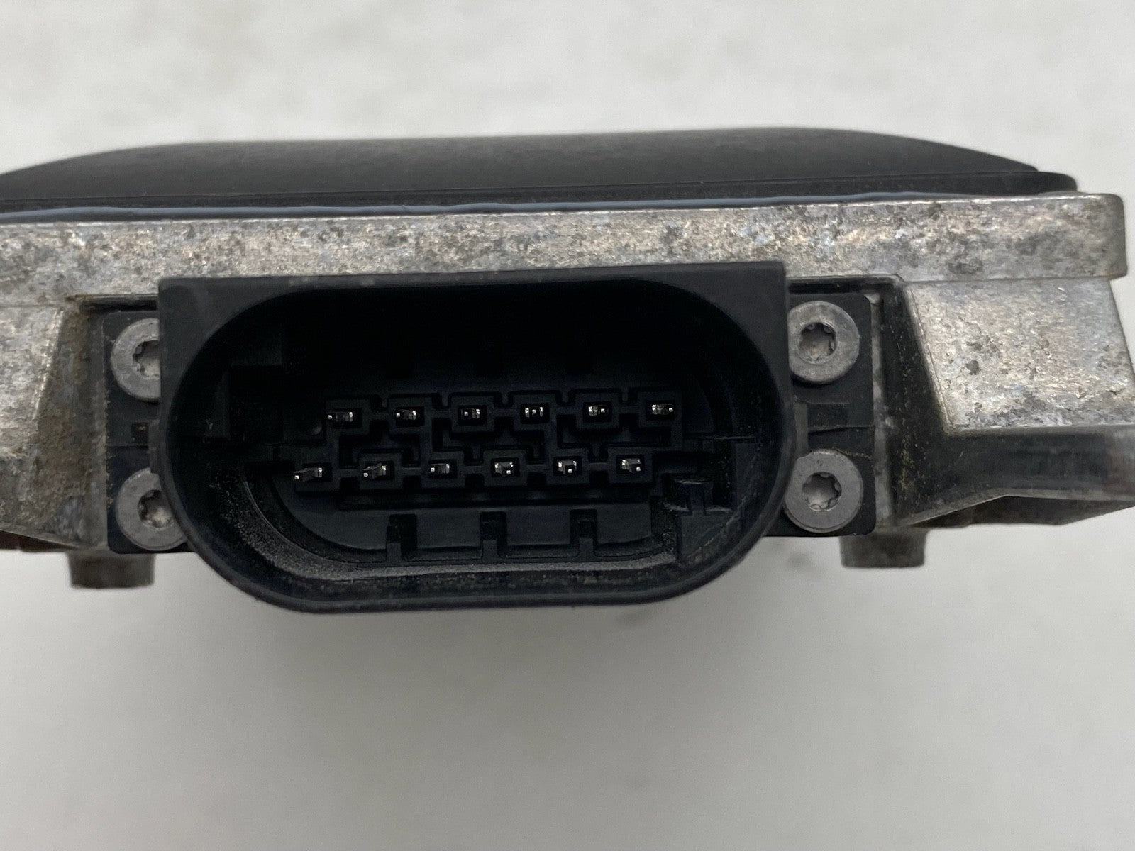 2015-2018 KIA SORENTO  BLIND SPOT MONITOR SENSOR RIGHT RH MODULE OEM 95821-C6000
