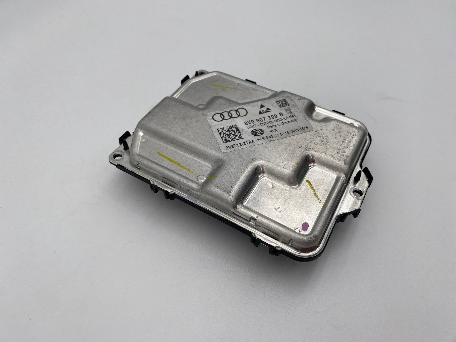 2018 2019 2020 2021 Volkswagen Tiguan LED Headlight Ballast Module 8V0 907 399 B
