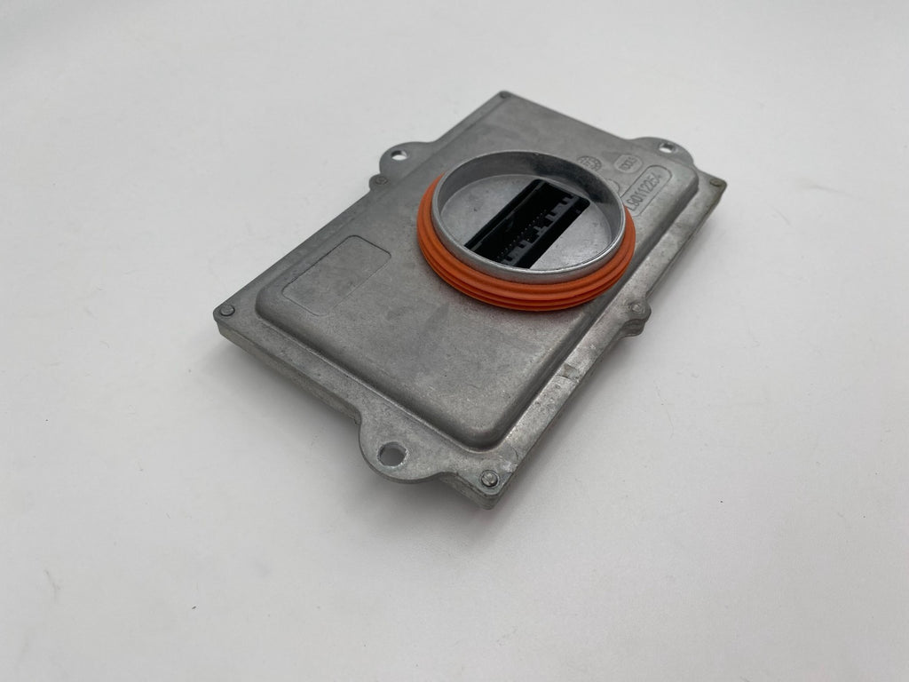 2016 2017 2018 2019 Volvo XC90 LED Headlight Ballast Control Module OEM 31446806