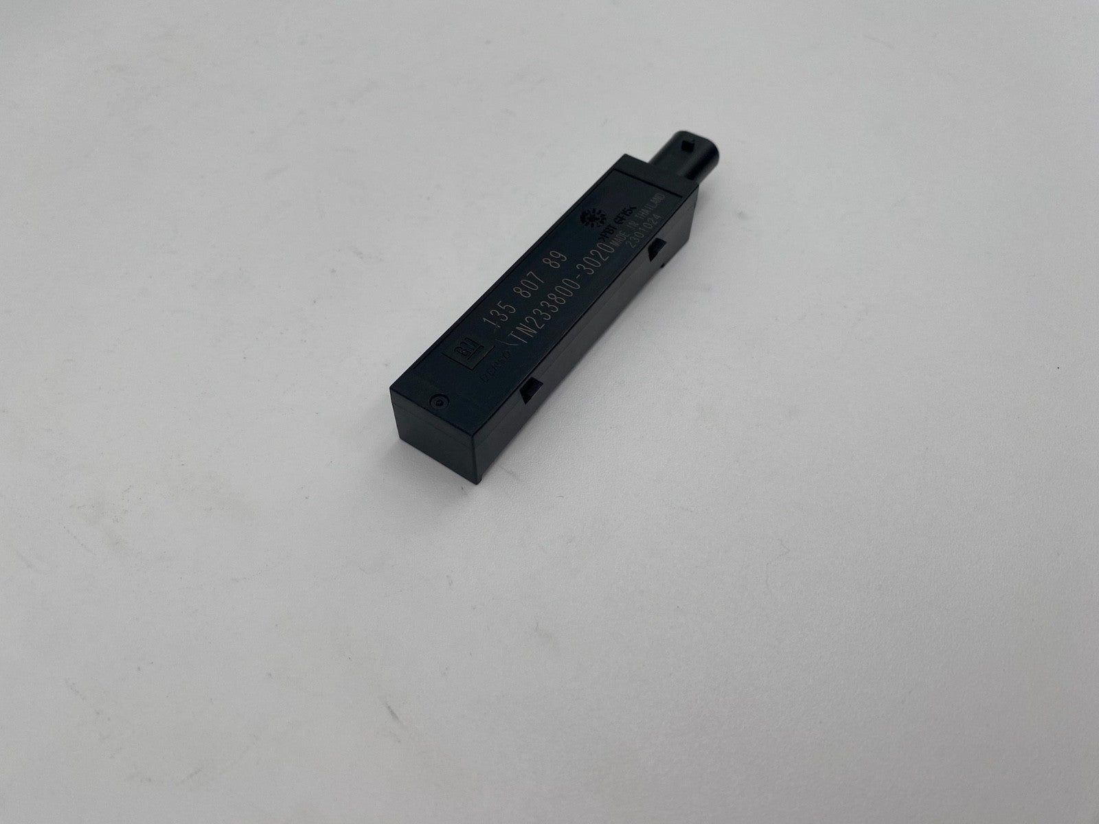 2016 2017 2018 2019 Chevrolet Cruze Keyless Entry Antenna 13580789 OEM TN233800