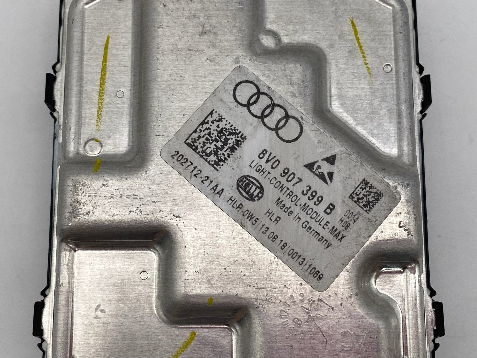 2018 2019 2020 2021 Volkswagen Tiguan LED Headlight Ballast Module 8V0 907 399 B