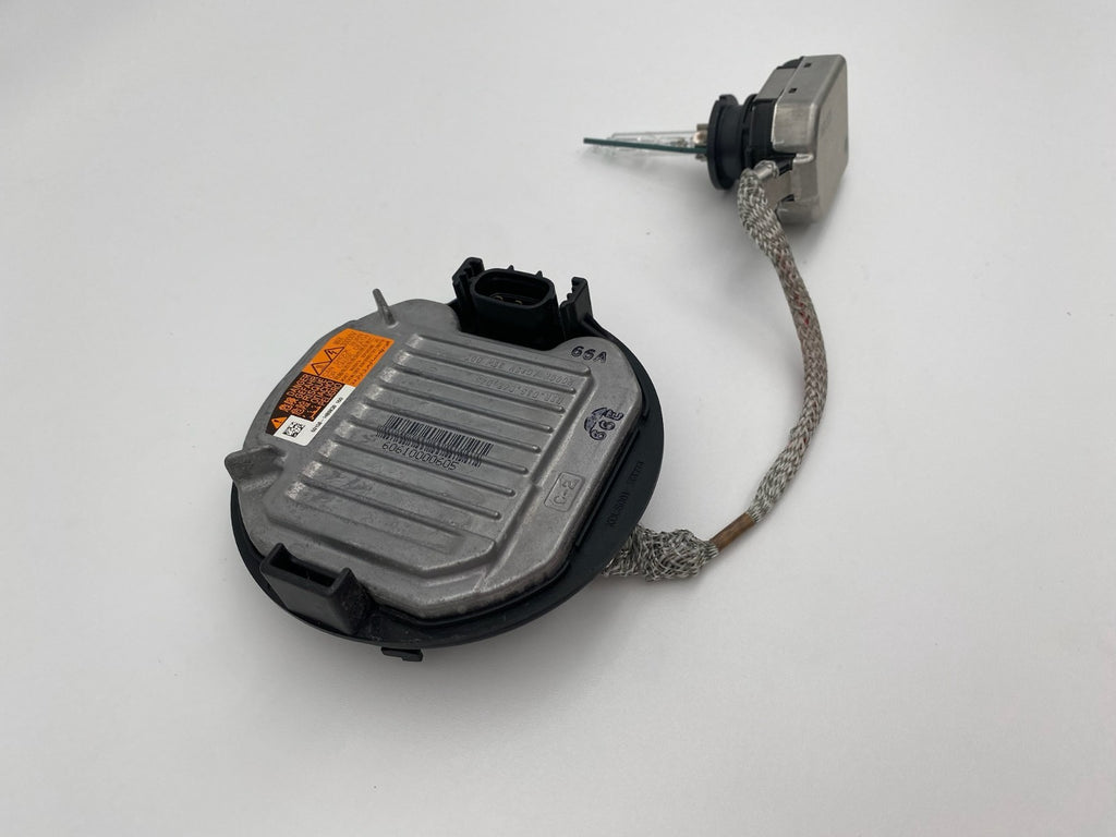 2015 2016 2017 Subaru Outback Xenon HID Headlight Ballast Igniter Control Module