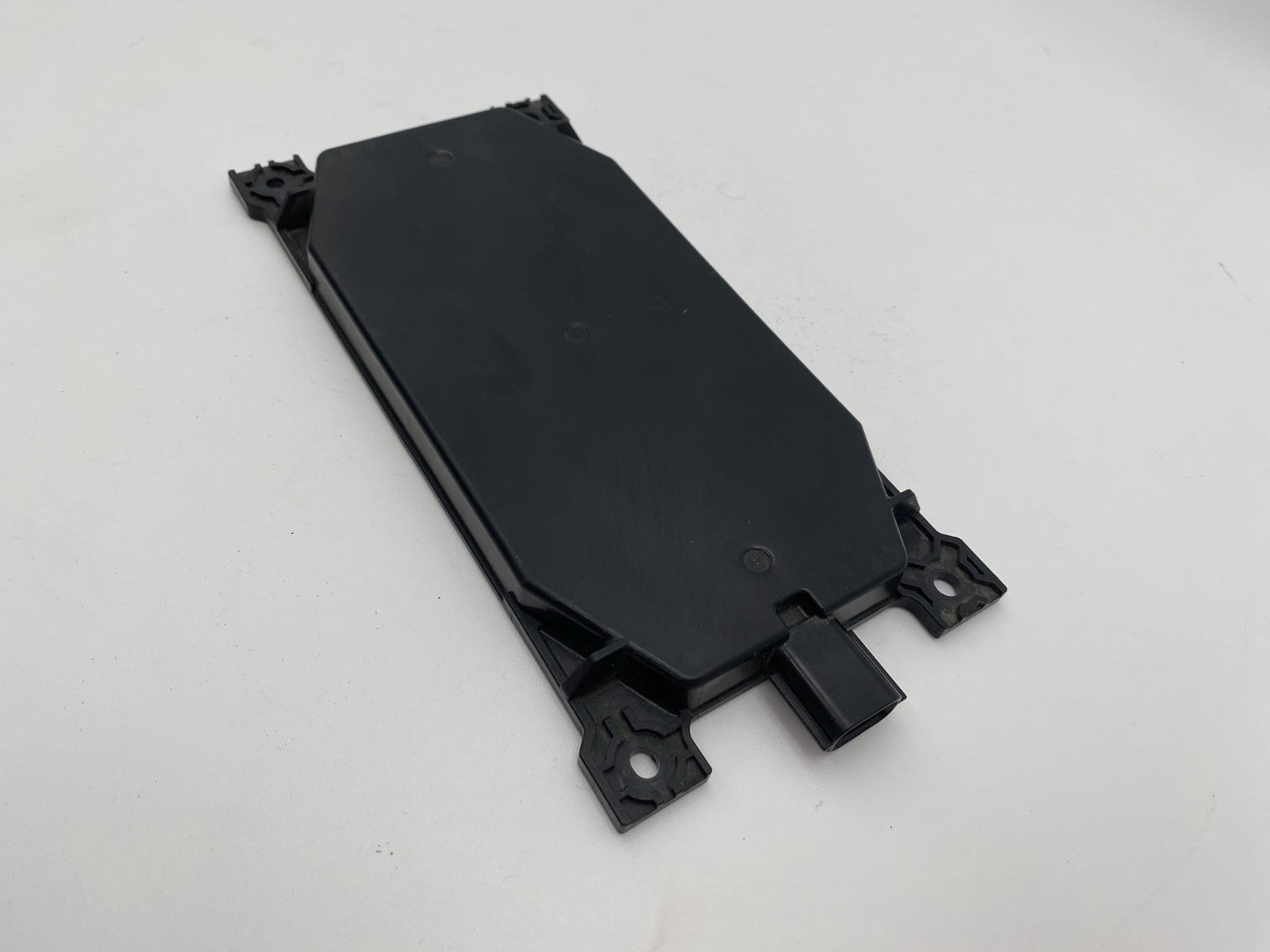 2020 2021 2022 2023 Subaru Outback Liftgate Hands Free Control Module Sensor OEM