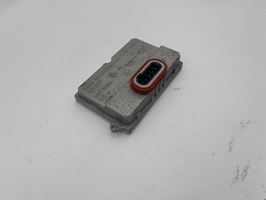 2004-2005 BMW E60 E61 525i 530i 545i M5 Xenon Ballast HID Headlight Module OEM