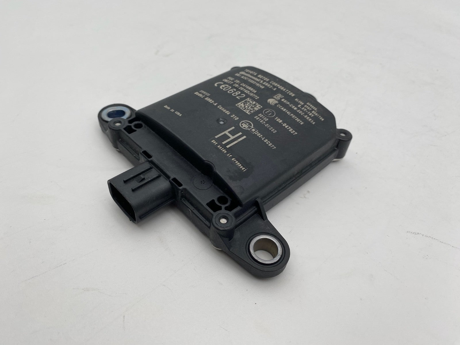 2017 2018 2019 Toyota Highlander Rear Blind Spot Radar Sensor Module 88162-0E050