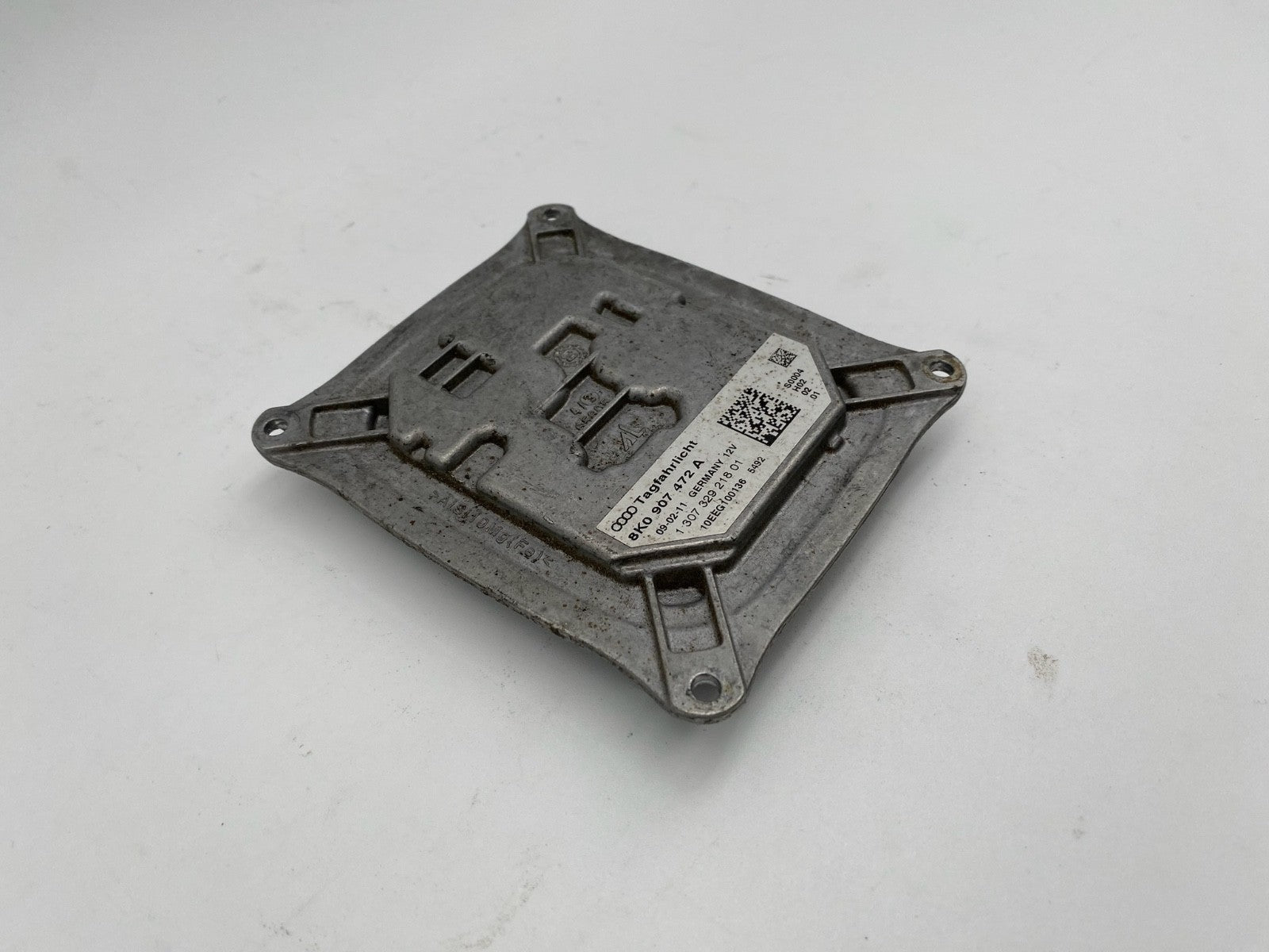 2009-2012 Audi A4 S4 B8 Headlight LED DRL Control Module Ballast 8K0 907 472 A