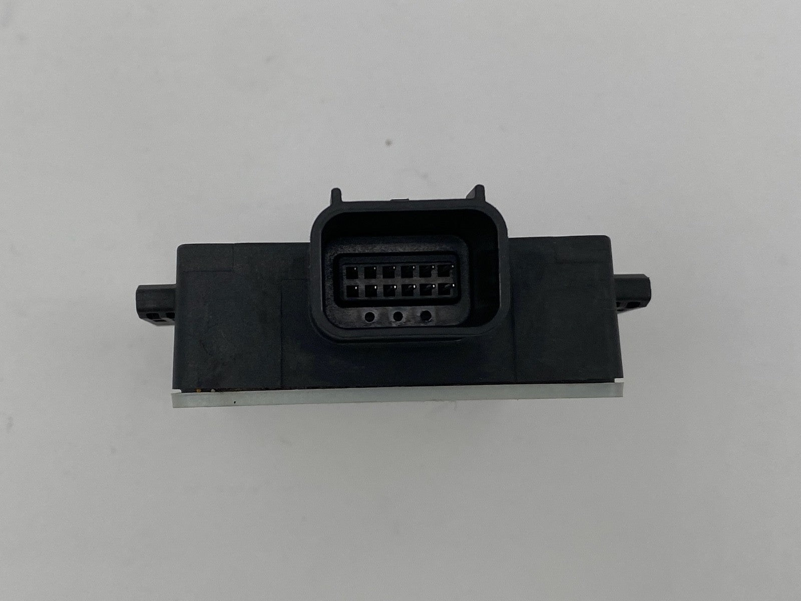 2018 Cadillac CT6 Rear Blind Spot Radar Module Sensor OEM GM 84166559