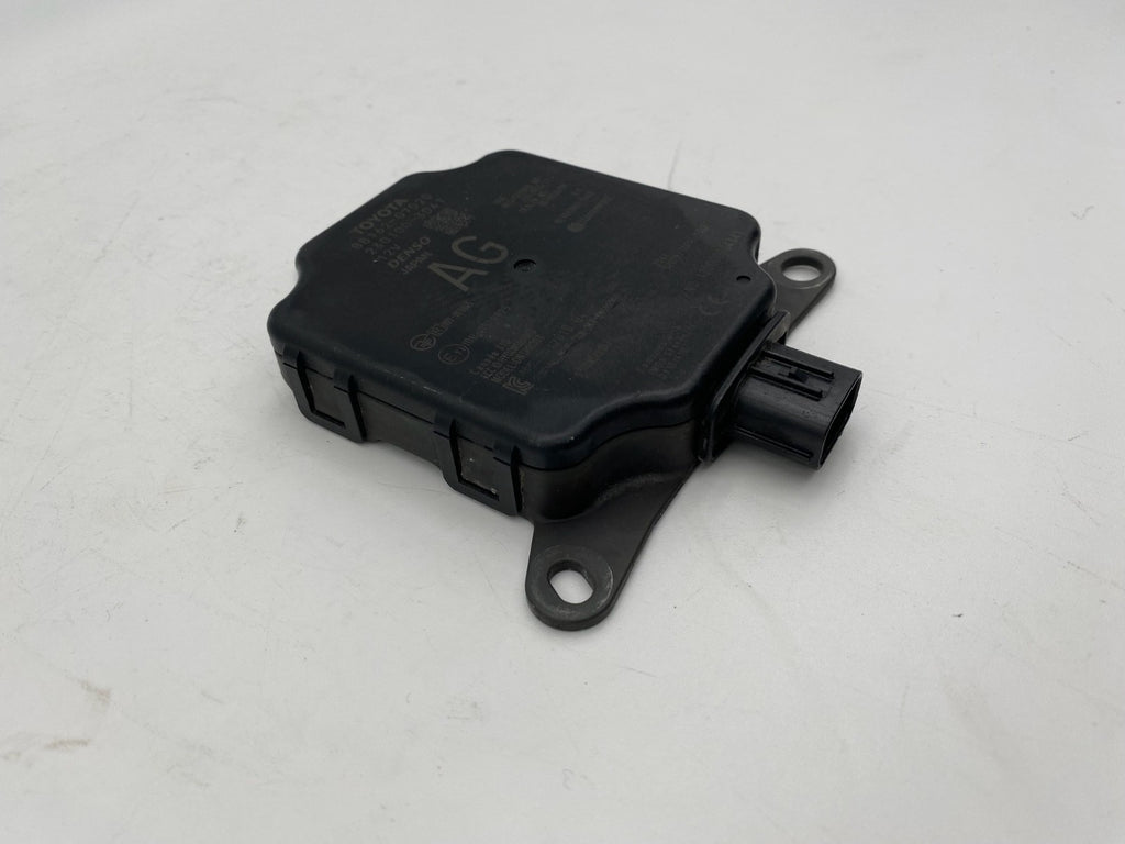 2019 2020 2021 TOYOTA AVALON REAR BLIND SPOT RADAR SENSOR MODULE OEM 88162-07020