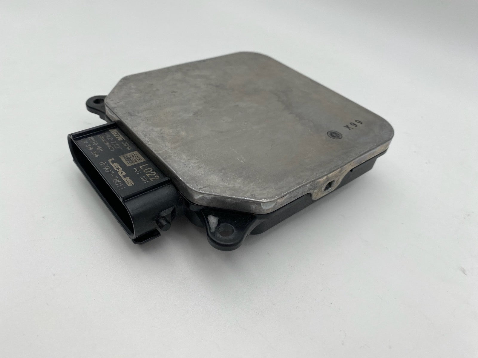 2015-2017 Lexus NX200t LED Headlight Ballast Control Module Unit LH 89907-78011