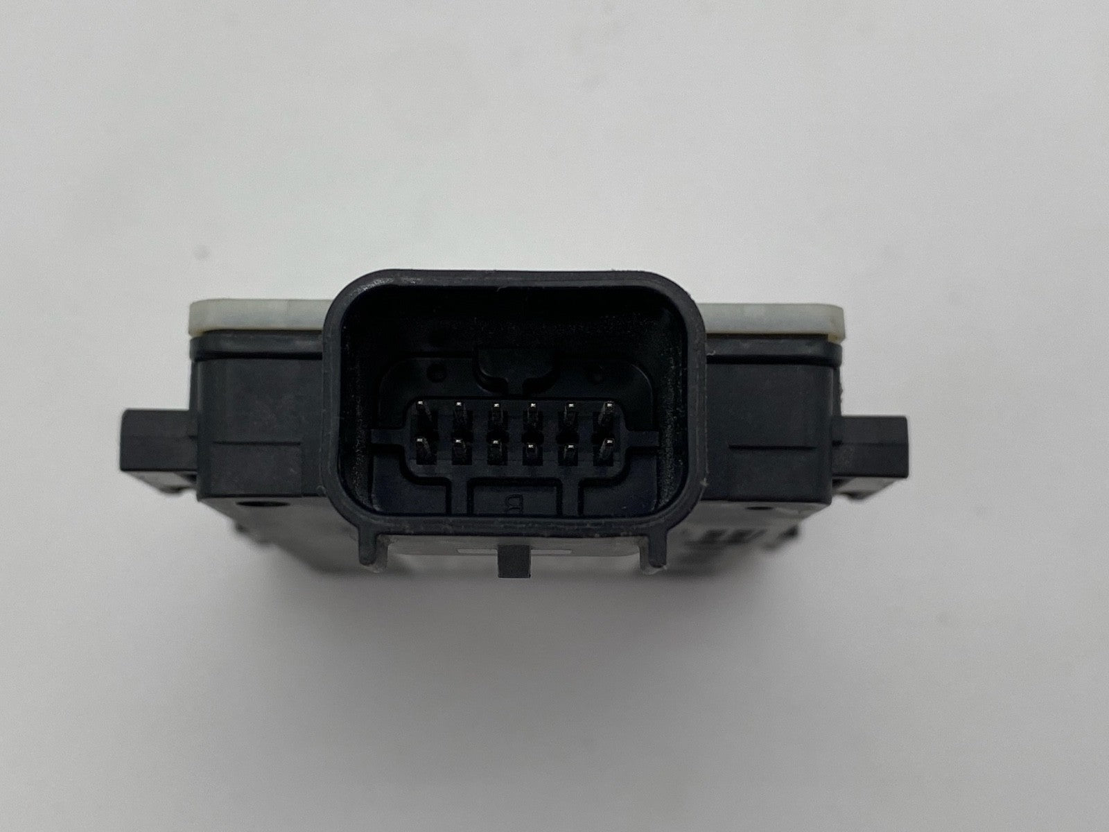 2021-2024 Kia Sorento Rear LH Blind Spot Radar Distance Sensor OEM 99140-P2110