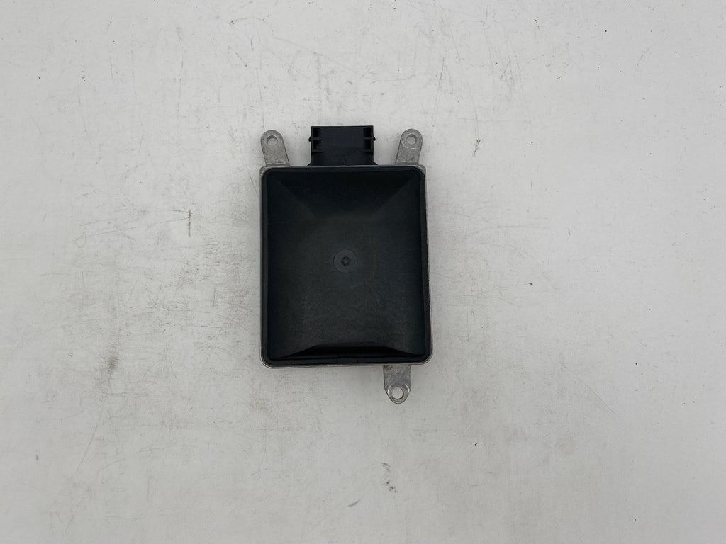 2015-2018 KIA SORENTO  BLIND SPOT MONITOR SENSOR RIGHT RH MODULE OEM 95821-C6000