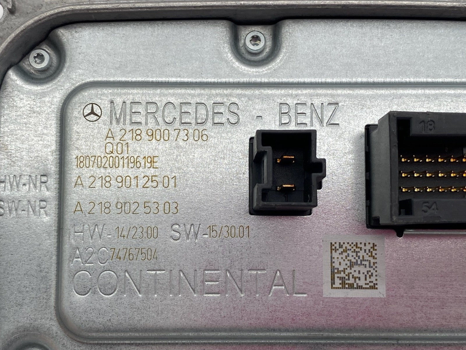 2010-2021 Mercedes-Benz LED Headlight Module Control Unit OEM A 218 900 73 06