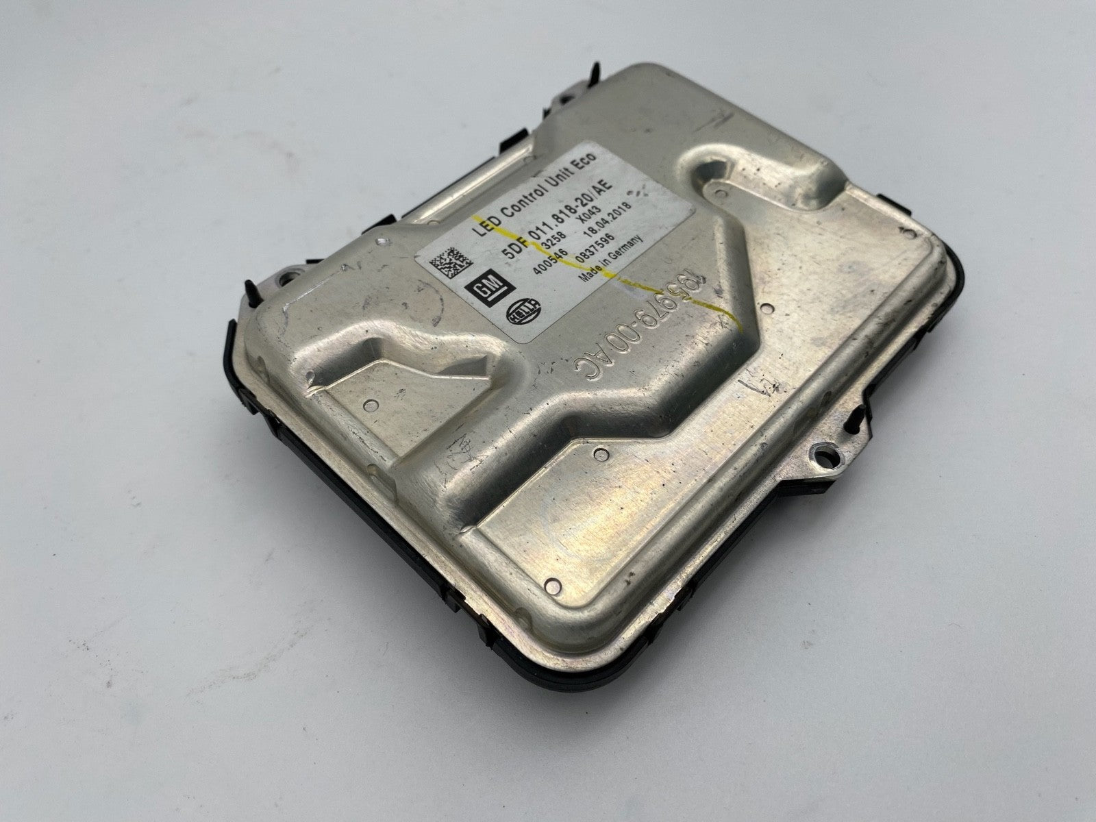 2018-2020 GMC Terrain Headlight Ballast Control Module OEM 5DF 011.818-20/AE