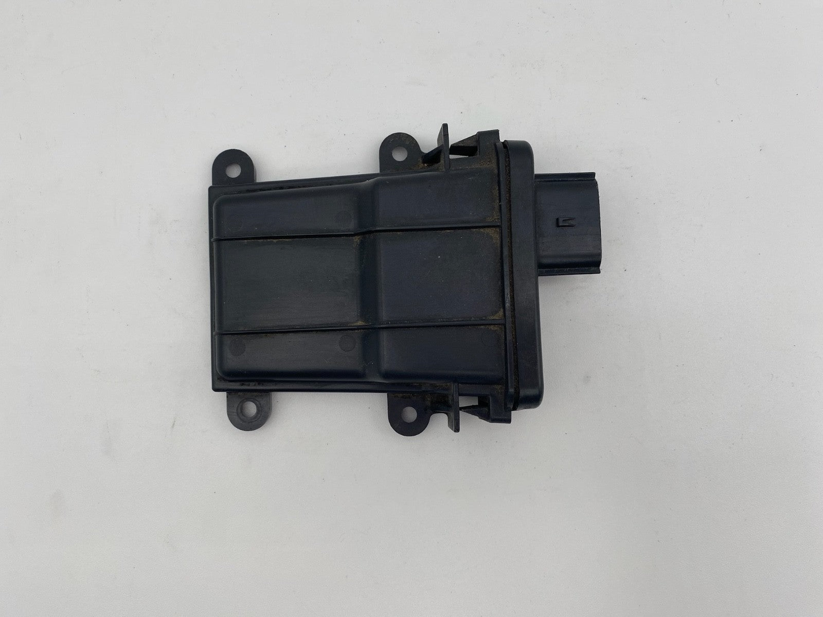 2017-2020 Dodge Durango RH Headlight Leveling Control Module OEM 68280815AA