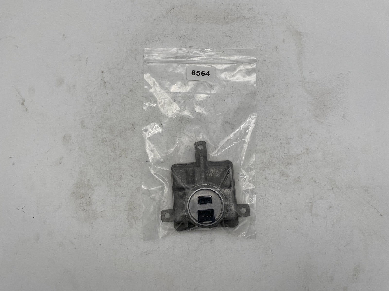 2009-2012 Audi A4 A5 Q5 Xenon Hid Headlight Ballast Control Module 8K0 941 597 E