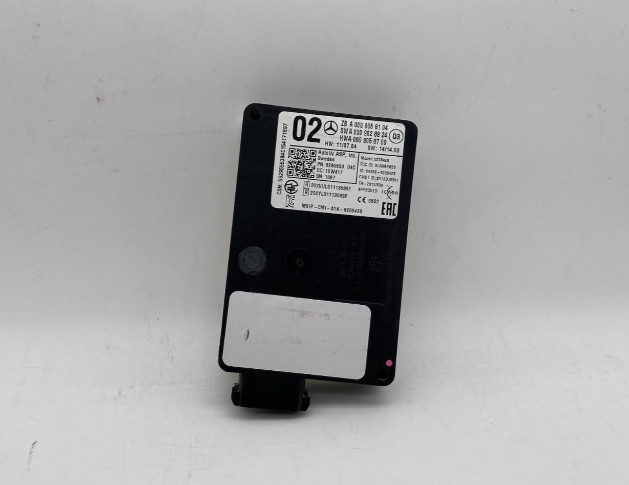2017-2018 MERCEDES C43 AMG A205 FRONT RIGHT OR LEFT BLIND SPOT RADAR SENSOR OEM