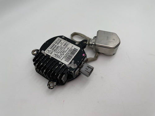 2004 2005 2006 2007 2008 2009 2010 Infiniti QX56 Xenon Headlight Ballast Module