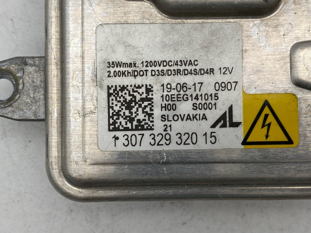 2014-2018 Jeep Cherokee Driver Xenon Headlight Ballast Module 1 307 329 320 15