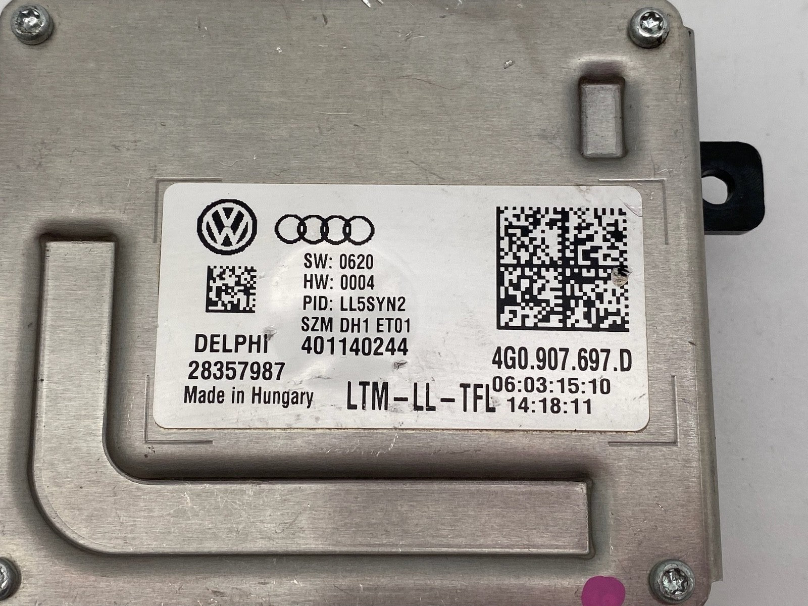 2013-2016 Audi A4 Front Left Driver Headlight LED Ballast Module 4G0 907 697 D