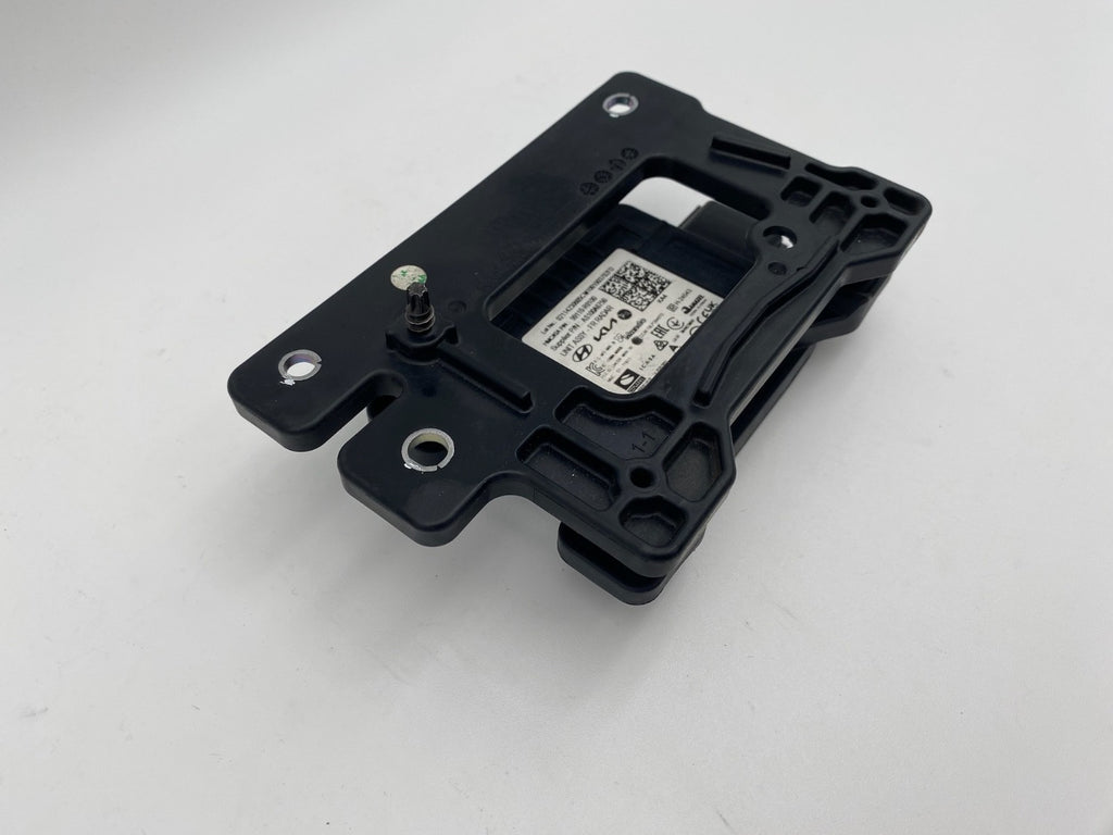 2022 2023 2024 Kia Carnival OEM Front Distance Cruise Control Sensor 99110-R0100