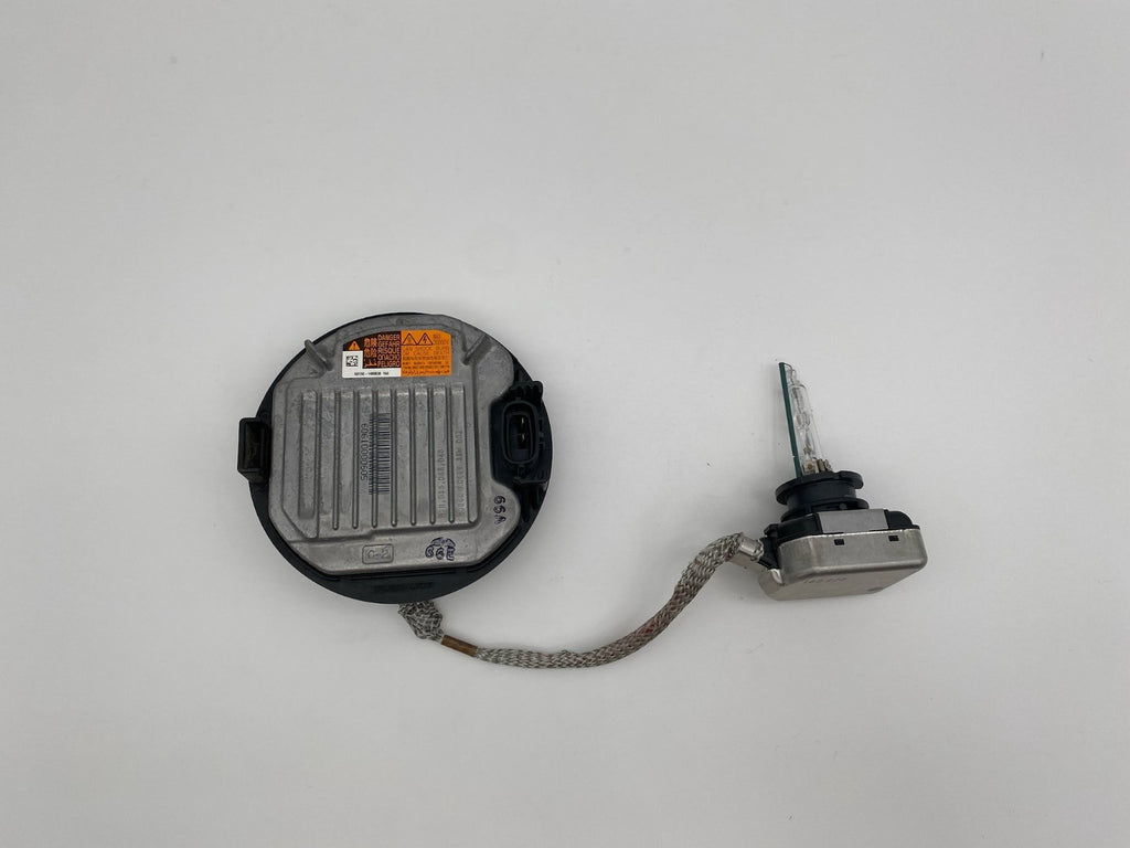 2015 2016 2017 Subaru Outback Xenon HID Headlight Ballast Igniter Control Module