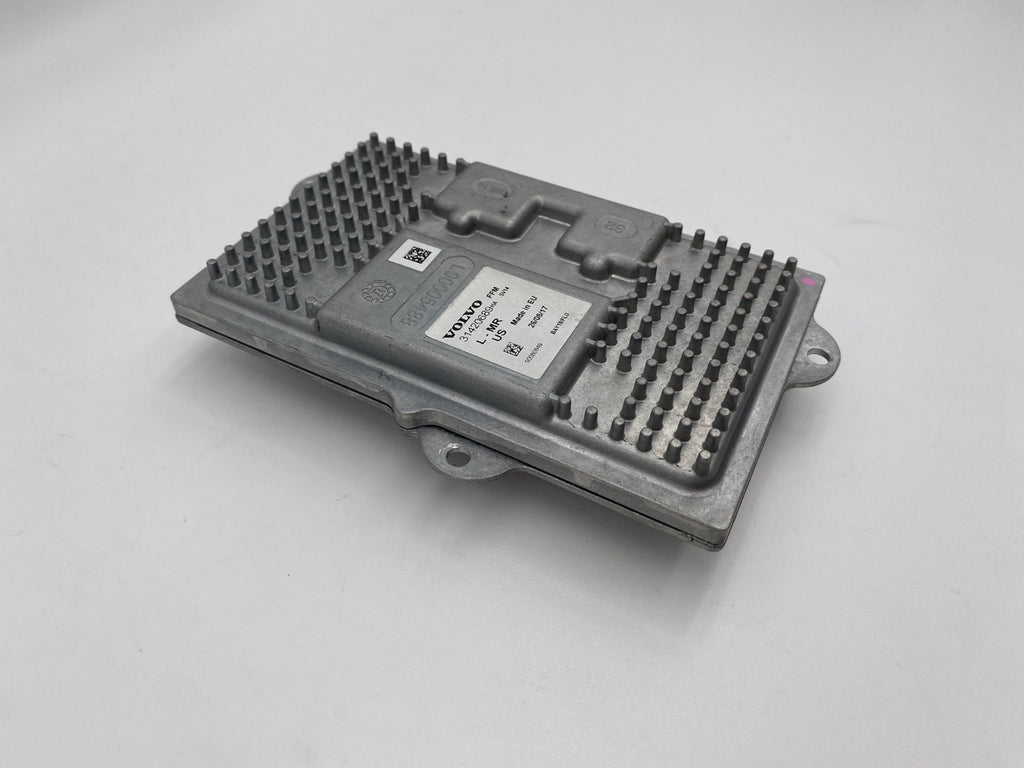 2016 2017 2018 2019 Volvo XC90 LED Headlight Ballast Control Module OEM 31420689