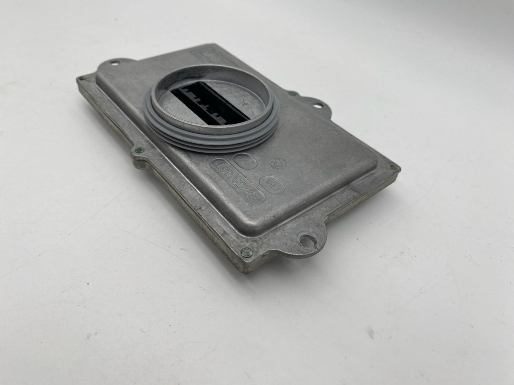 2015-2017 CADILLAC ESCALADE LED HEADLIGHT BALLAST CONTROL MODULE OEM L90051949